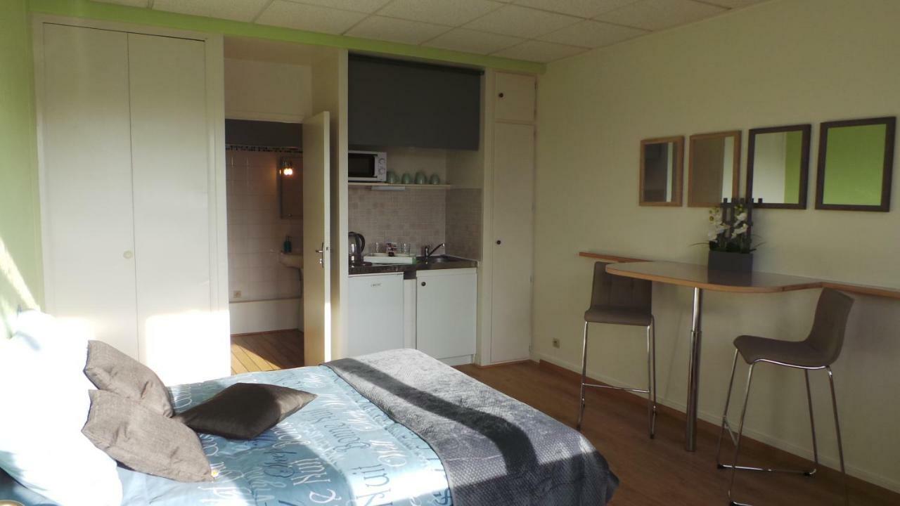 Studios Etape Du Lac Bourbon-Lancy Luaran gambar
