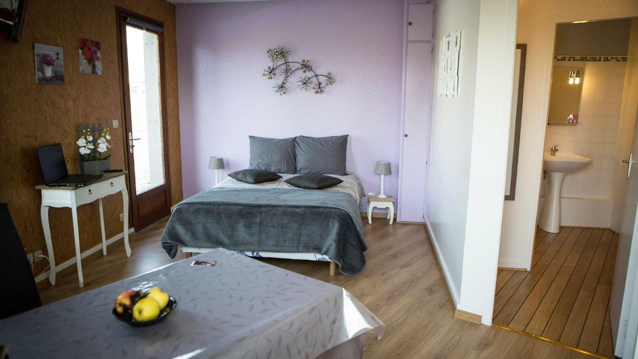 Studios Etape Du Lac Bourbon-Lancy Luaran gambar