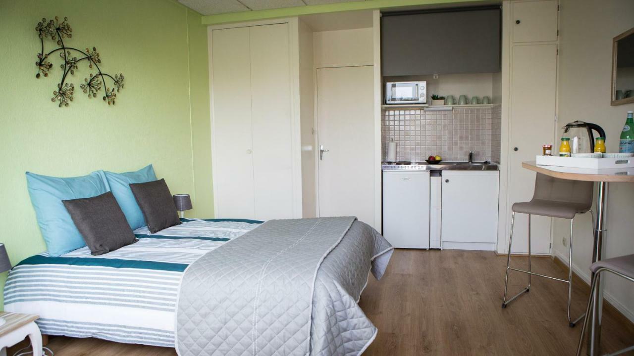 Studios Etape Du Lac Bourbon-Lancy Luaran gambar