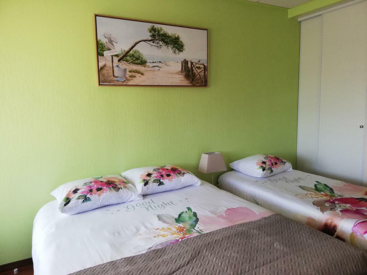 Studios Etape Du Lac Bourbon-Lancy Luaran gambar